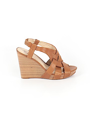 MRKT Wedges (view 1)