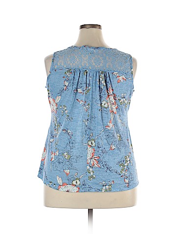 Avenue Sleeveless Top (view 2)