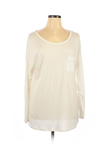 Old Navy Long Sleeve T-Shirt (view 1)