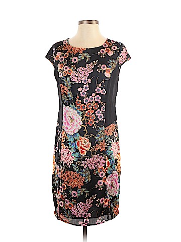 Romeo & Juliet Couture Casual Dress (view 1)