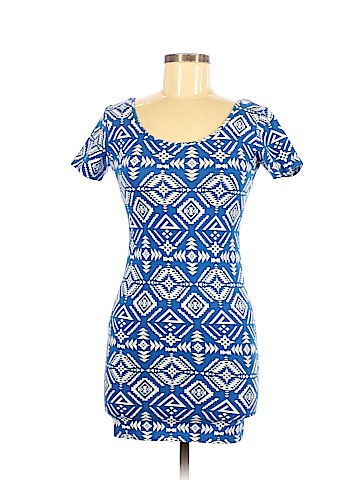 Forever 21 Casual Dress (view 1)