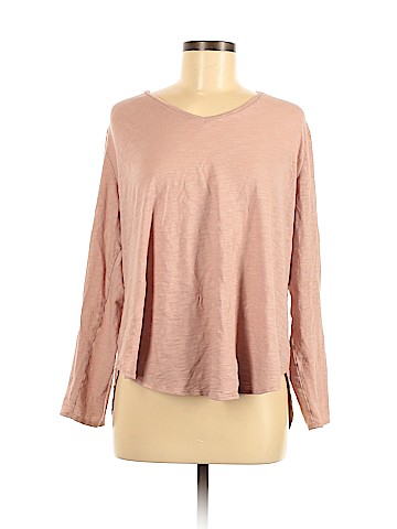 Old Navy Long Sleeve T-Shirt (view 1)