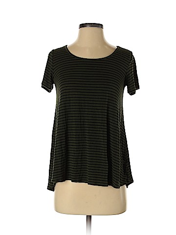 Forever 21 Short Sleeve T-Shirt (view 1)