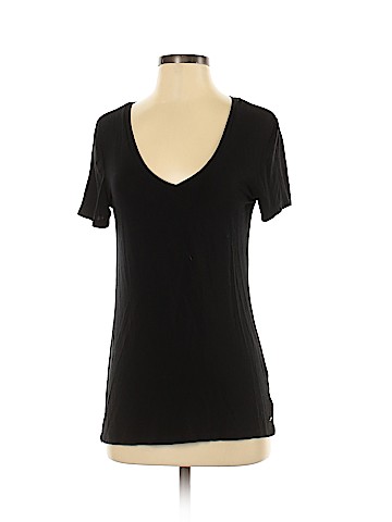 American Eagle Outfitters Short Sleeve T-Shirt (view 1)