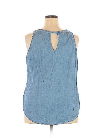 Old Navy Sleeveless Blouse (view 2)