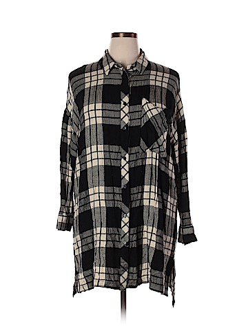 Primark Long Sleeve Button-Down Shirt (view 1)