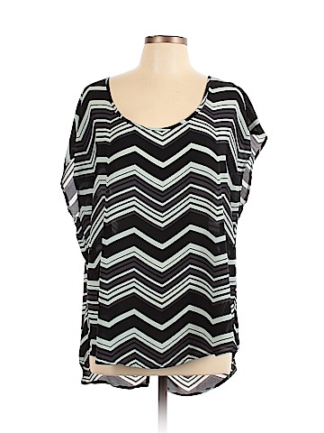 Torrid Short Sleeve Blouse (view 1)