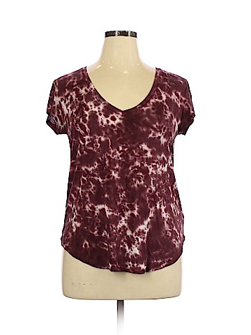 American Eagle Outfitters Short Sleeve T-Shirt (view 1)