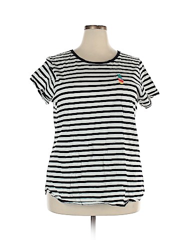 Old Navy Short Sleeve T-Shirt (view 1)