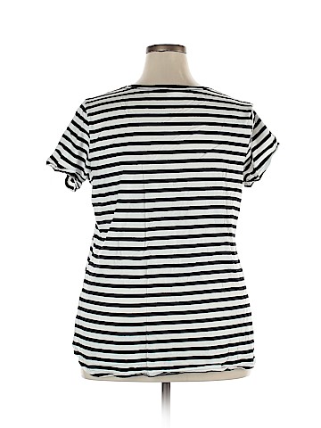 Old Navy Short Sleeve T-Shirt (view 2)