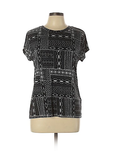 H&M Short Sleeve T-Shirt (view 1)