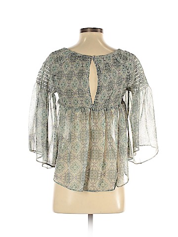 American Eagle Outfitters 3/4 Sleeve Blouse (view 2)