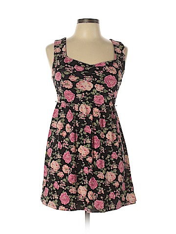 Forever 21 Casual Dress (view 1)