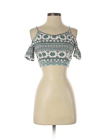 Charlotte Russe Short Sleeve Top (view 1)