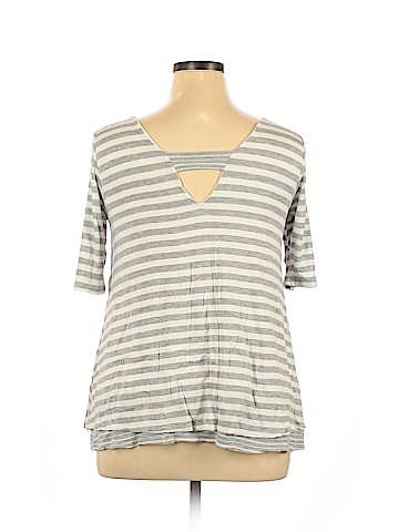 Puella Short Sleeve Top (view 2)