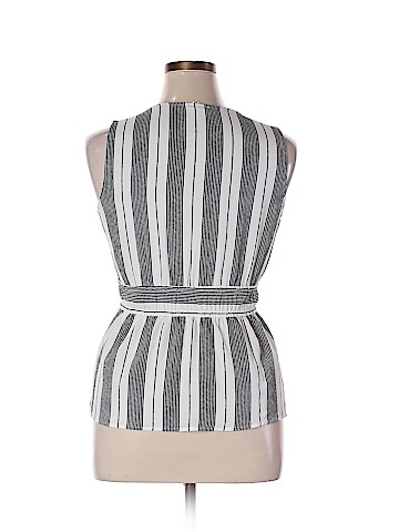 Monteau Sleeveless Top (view 2)