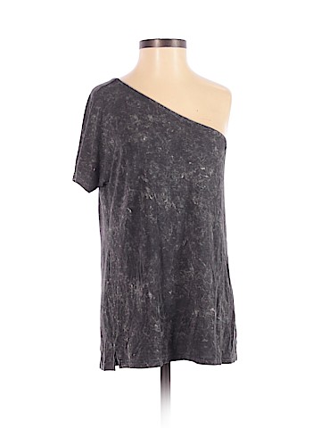 American Eagle Outfitters Short Sleeve Top (view 1)