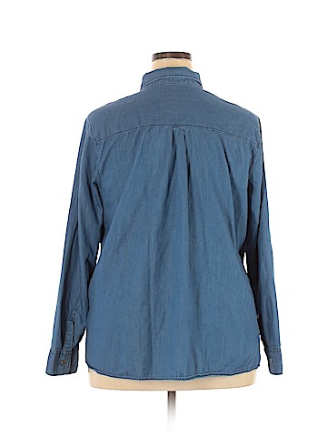 Old Navy Long Sleeve Button-Down Shirt (view 2)