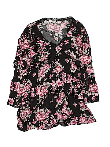 Charlotte Russe Swimsuit Cover Up (view 1)