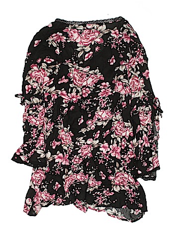 Charlotte Russe Swimsuit Cover Up (view 2)