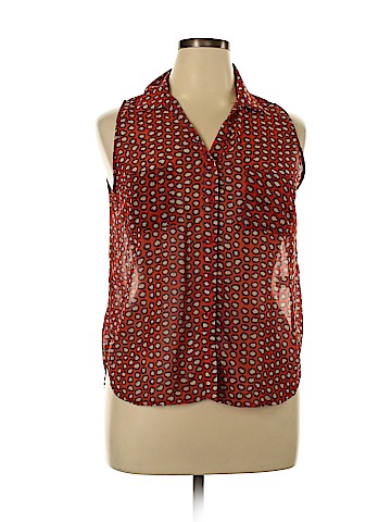 Kenar Sleeveless Blouse (view 1)