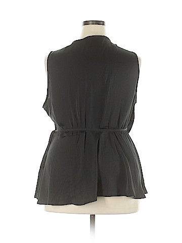 ModCloth Sleeveless Blouse (view 2)