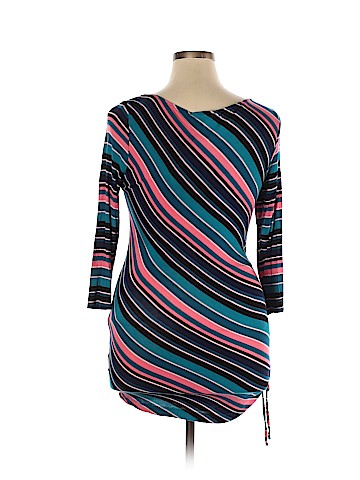 Jessica Simpson Maternity 3/4 Sleeve Top (view 2)