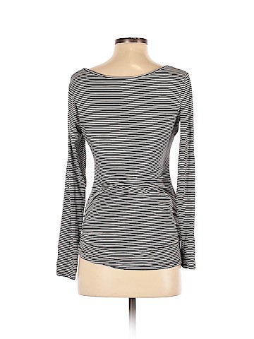 Old Navy - Maternity Long Sleeve T-Shirt (view 2)