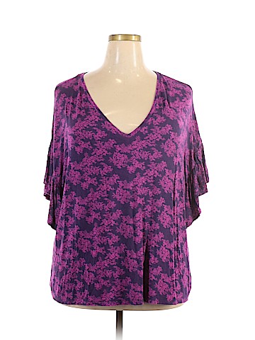 Ava & Viv Short Sleeve T-Shirt (view 1)