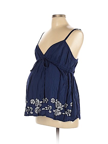 Oh! Mamma Sleeveless Blouse (view 1)