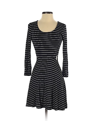 American Eagle Outfitters Casual Dress (view 1)