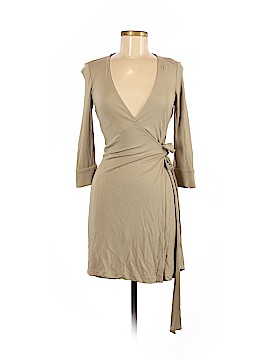 Diane von Furstenberg Size 6