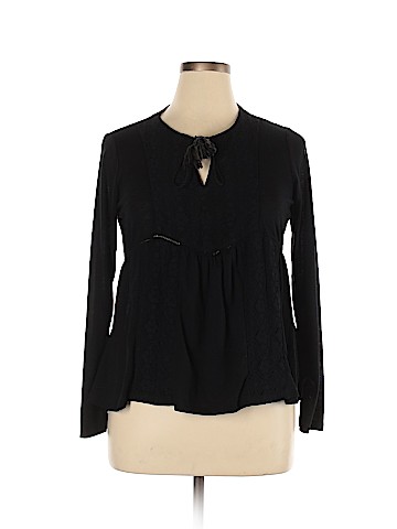 Knox Rose Long Sleeve Top (view 1)