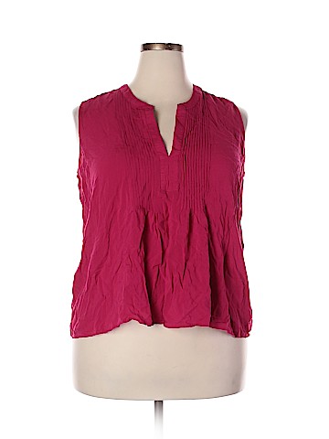 Old Navy Sleeveless Blouse (view 1)