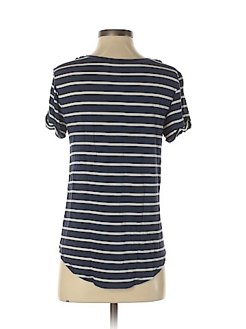 American Eagle Outfitters Short Sleeve T-Shirt (view 2)