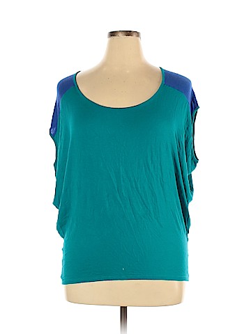 Bobeau Short Sleeve Top (view 1)