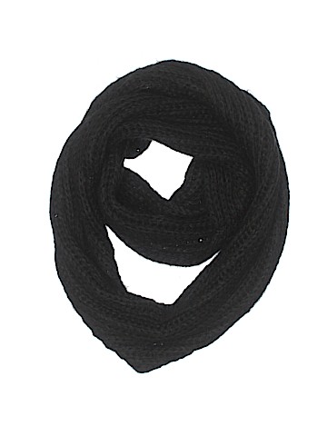 Angela & William Scarf (view 1)