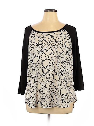 Torrid 3/4 Sleeve Blouse (view 1)