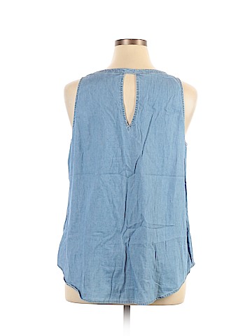 Old Navy Sleeveless Blouse (view 2)
