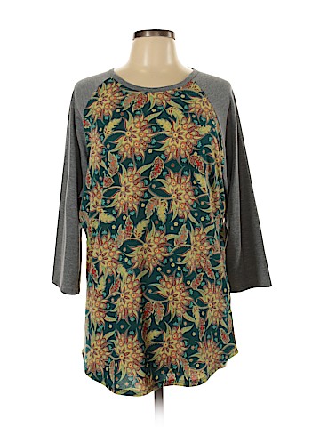 Lularoe 3/4 Sleeve T-Shirt (view 1)