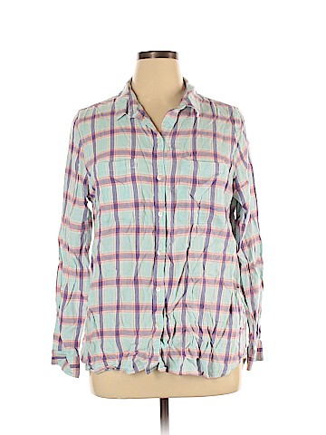 Gap Outlet Long Sleeve Button-Down Shirt (view 1)