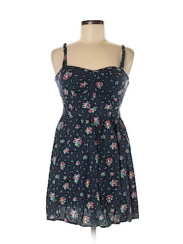 American Eagle Outfitters Casual Dress (view 1)