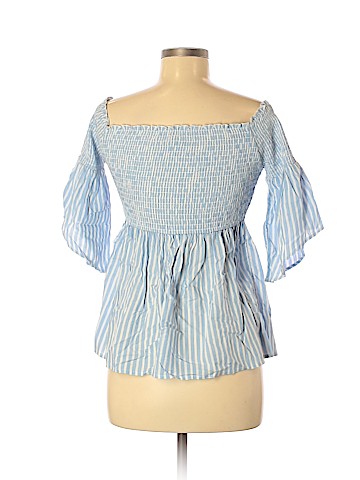 Hollister Short Sleeve Blouse (view 2)