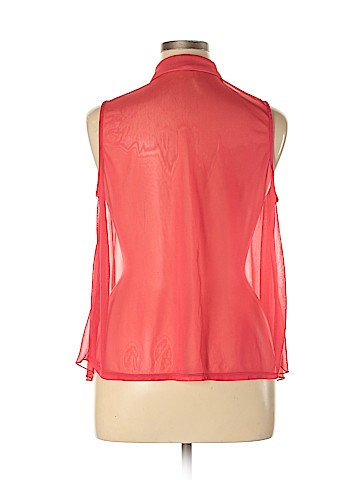 Charlotte Russe Sleeveless Blouse (view 2)