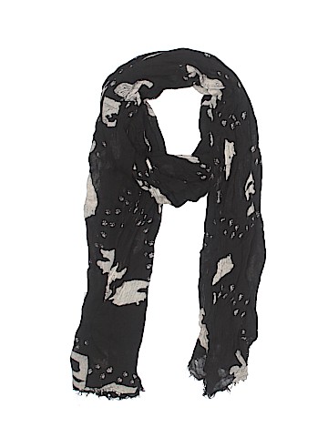 Cooperative Scarf (view 1)