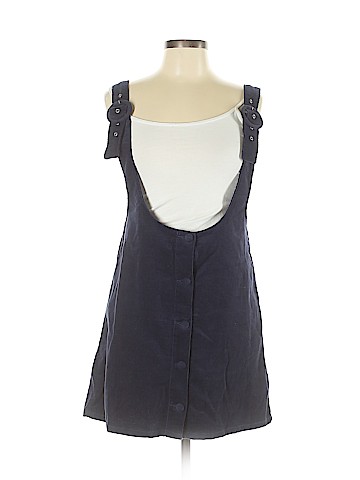 Forever 21 Sleeveless Button-Down Shirt (view 1)