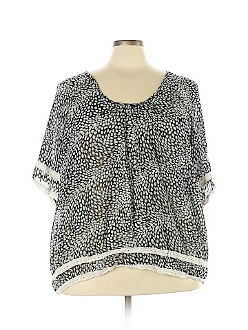 Logix 3/4 Sleeve Blouse (view 1)