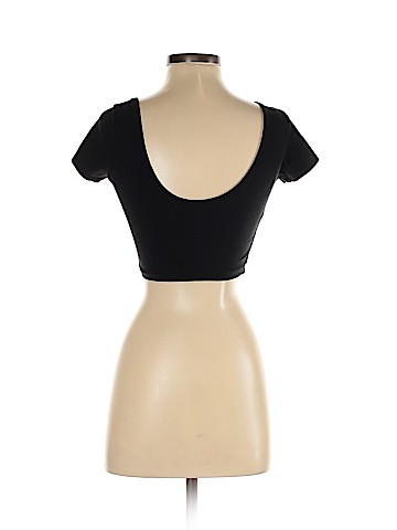 Brandy Melville Short Sleeve Top (view 2)