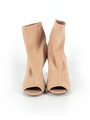 Qupid Heels (view 2)