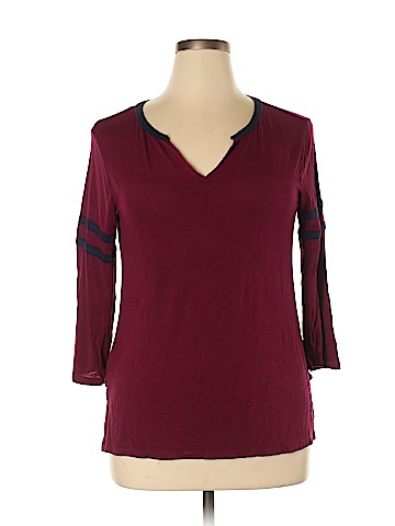 Maurices 3/4 Sleeve T-Shirt (view 1)